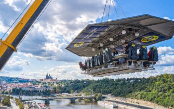 Tapas & Cava ve výšce nad Prahou