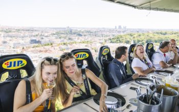 Tapas & Cava ve výšce nad Prahou