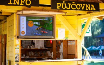 Splutí Jizery na kánoi nebo raftu