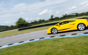 Zážitková jízda v nej supersportech, Třinec