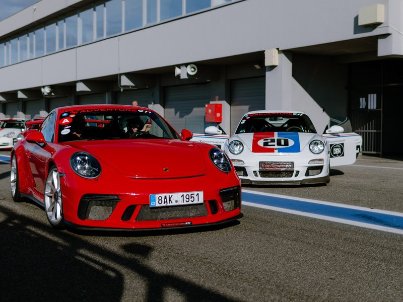 Jízda v Porsche 911 Carrera GT3 na okruhu