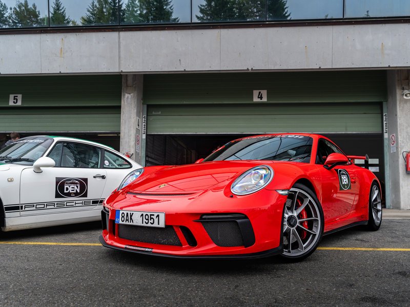 Jízda v Porsche 911 Carrera GT3 na okruhu
