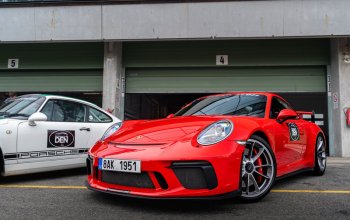 Jízda v Porsche 911 Carrera GT3 na okruhu