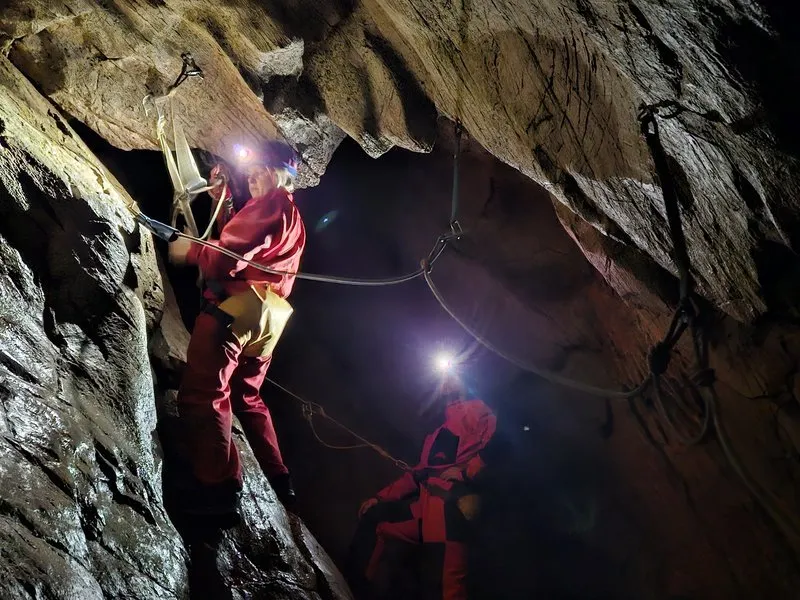 Via ferrata v jeskyni