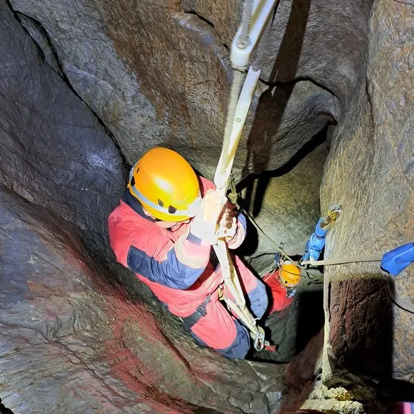 Via ferrata v jeskyni