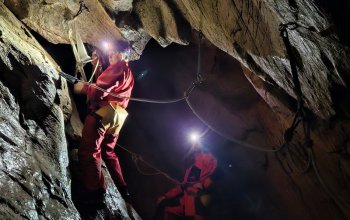 Via ferrata v jeskyni