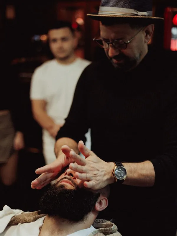 Sestřih pro tátu a syna v barber shopu