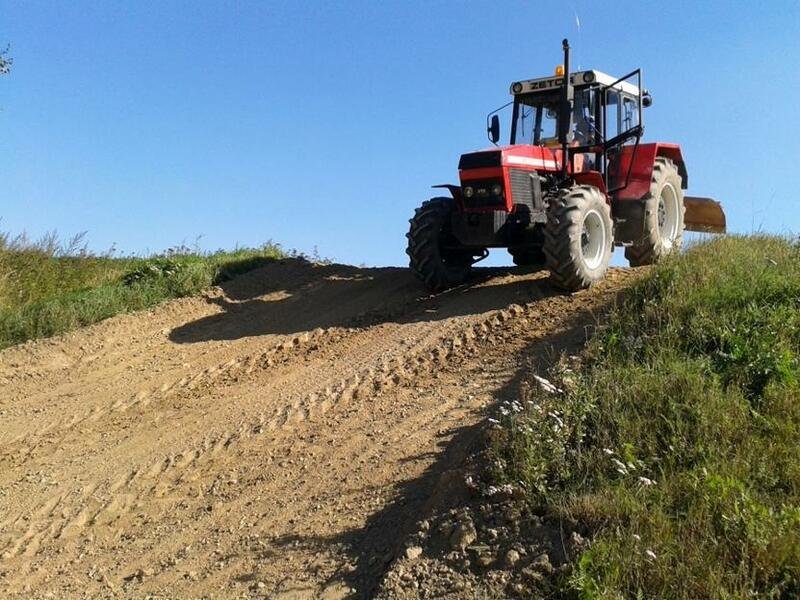 Offroadová jízda traktorem