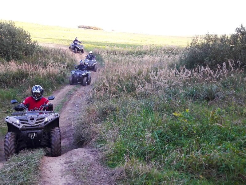 Extrémní jízda na čtyřkolce