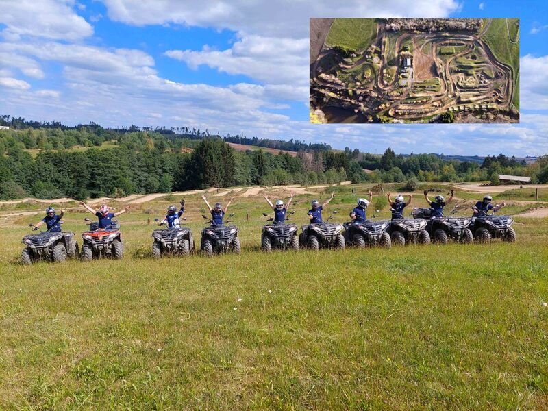 Extrémní jízda na čtyřkolce