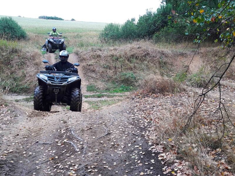 Extrémní jízda na čtyřkolce