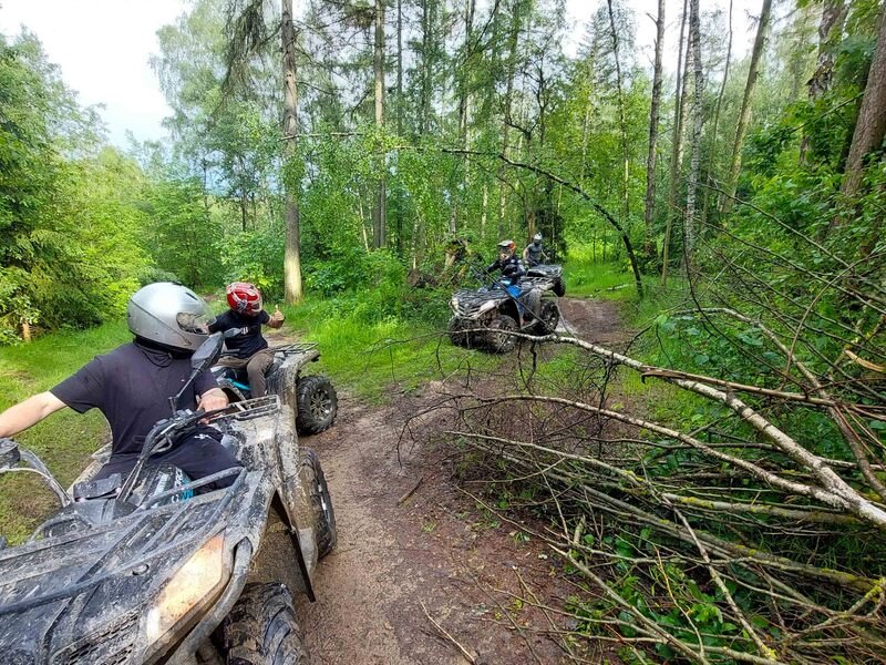 Extrémní jízda na čtyřkolce