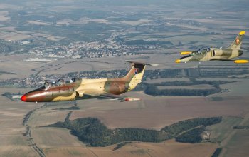 Zážitkový let stíhačkou L-29 Delfín