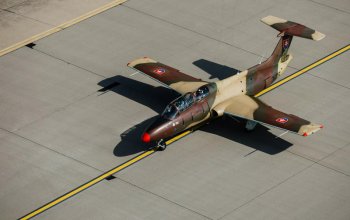 Zážitkový let stíhačkou L-29 Delfín