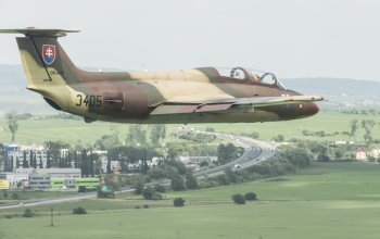 Zážitkový let stíhačkou L-29 Delfín