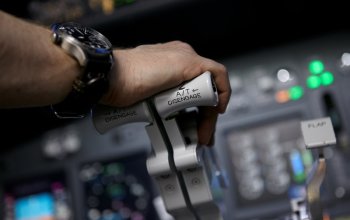 Pilotování simulátoru Boeing 737 NG