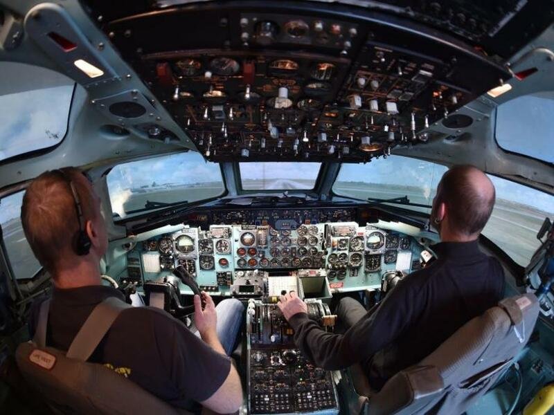 Letecký simulátor DC-9 + let v Dynamic WT-9