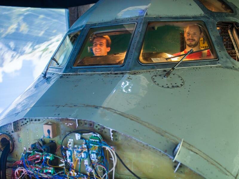 Letecký simulátor DC-9 + let v Dynamic WT-9