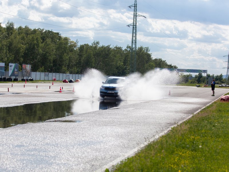 Kurz bezpečné jízdy s odpočtem bodů