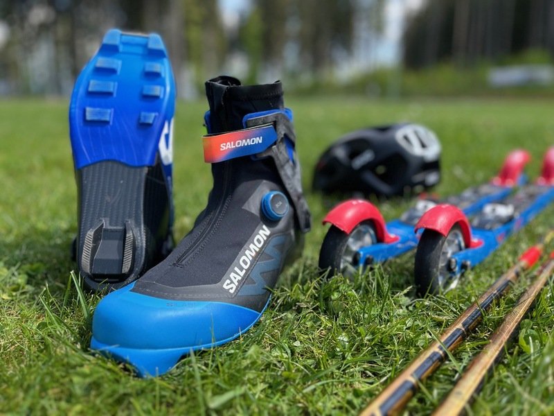 Kurz jízdy na kolečkových lyžích