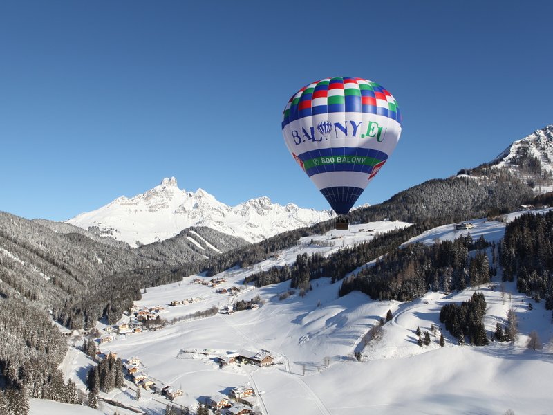 Zimní expediční let balonem