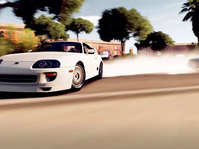 Závody aut na simulátorech v Brně, až 4 řidiči