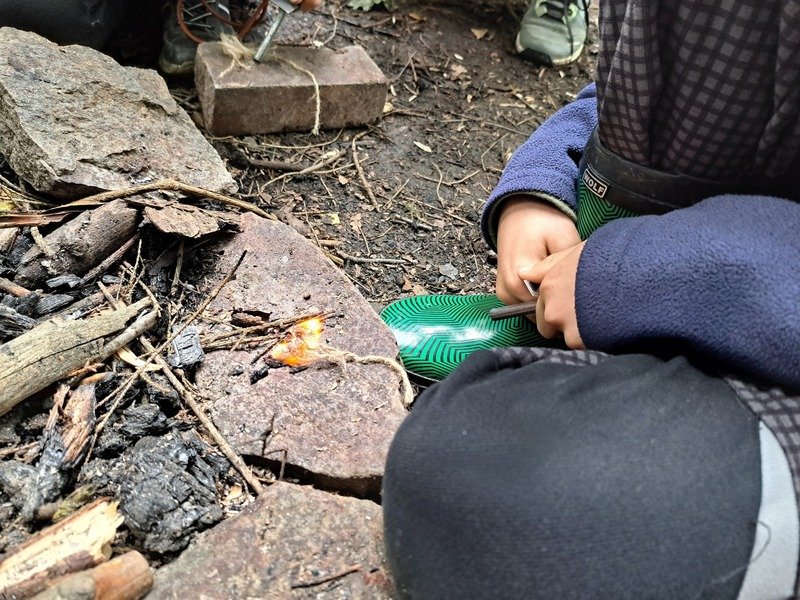 Kurz přežití v přírodě pro teenagery