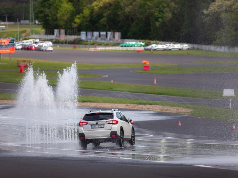 Zábavný kurz bezpečné jízdy