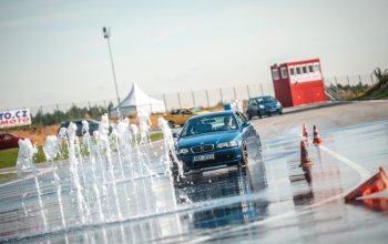 Zábavný kurz bezpečné jízdy