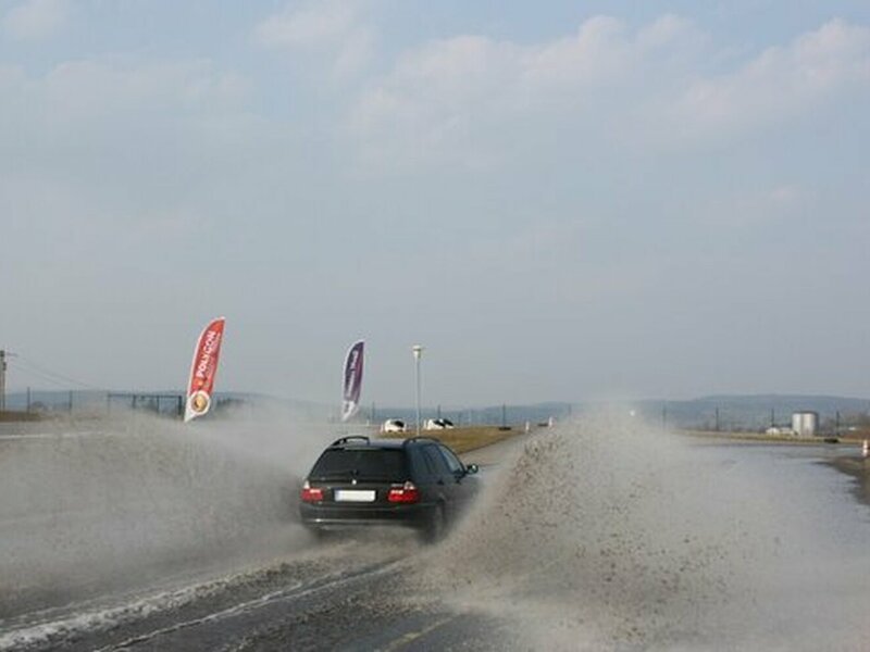 Škola bezpečné jízdy