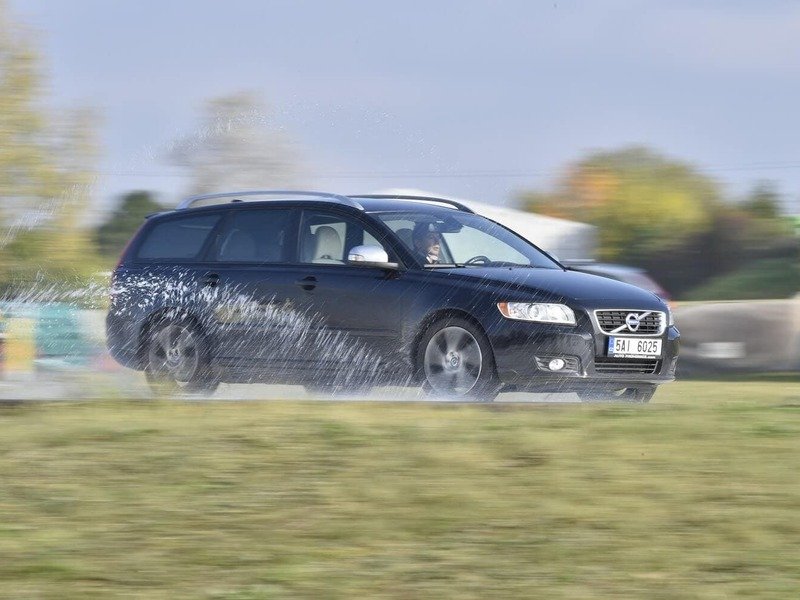 Škola bezpečné jízdy