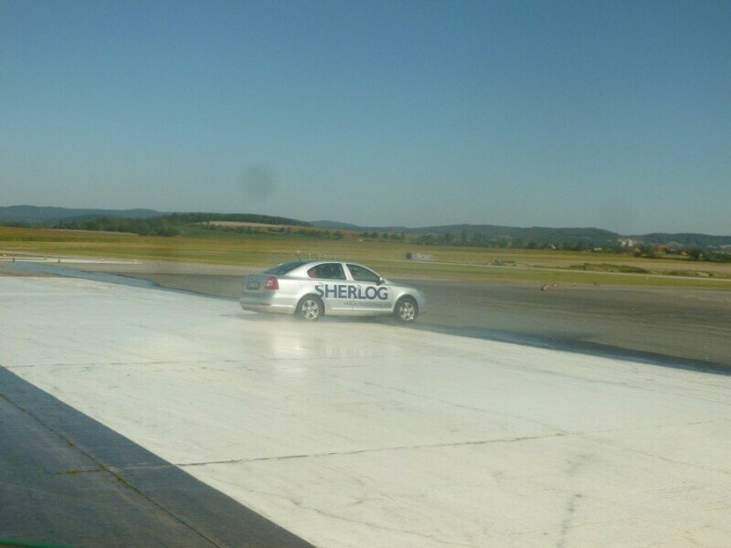 Škola bezpečné jízdy