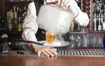 Namíchejte si vlastní koktejl