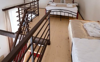 Dámská jízda na Zámku Wichterle