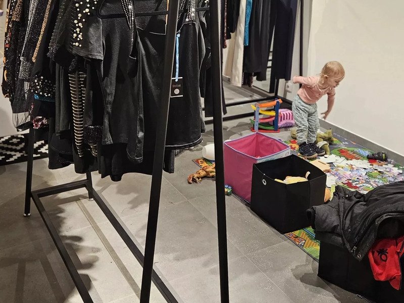 Proměna moderního muže v Praze plná péče a stylu