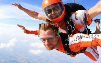 Tandemový seskok z 6 kilometrů
