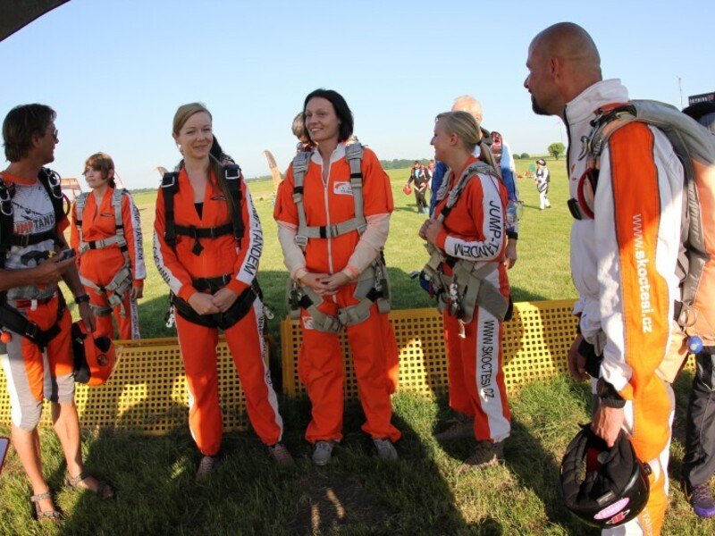 Tandemový seskok z 6 kilometrů