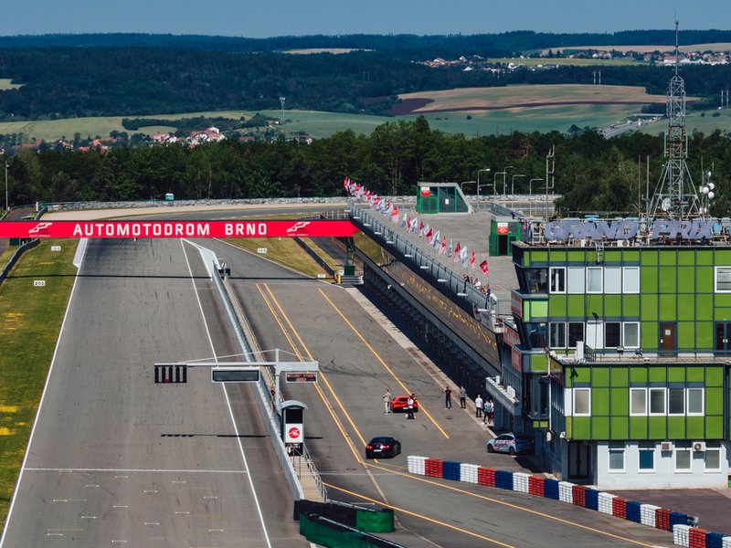 Jízda ve Ford Mustang GT 5.0 V8 na Masarykově okruhu