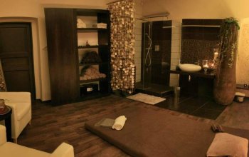 Havajská masáž Lomi Lomi v Praze