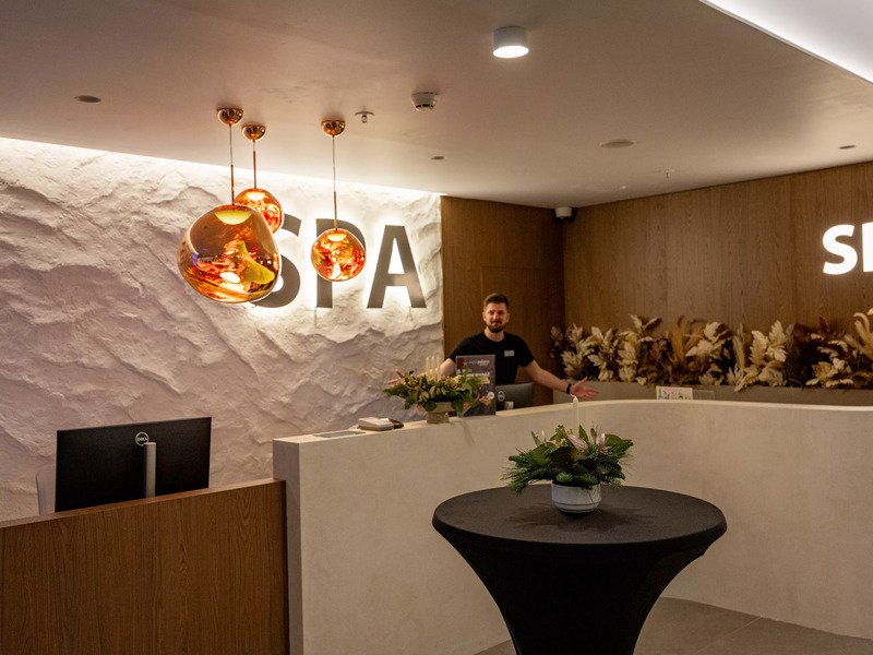 Malé privátní spa pro 4 osoby