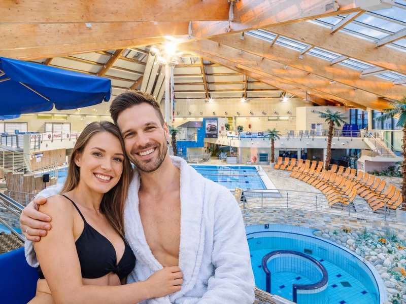 Večerní vstup do Aquapalace Praha se saunovým světem a masáží