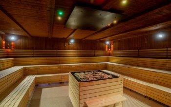 Večerní vstup do Aquapalace Praha se saunovým světem a masáží