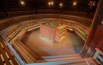 Večerní vstup do Aquapalace Praha se saunovým světem a masáží