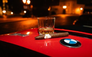 Jízda historickým centrem Prahy v červeném BMW Z4