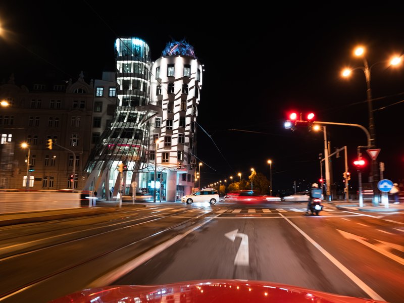 Jízda historickým centrem Prahy v červeném BMW Z4