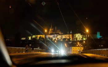 Jízda historickým centrem Prahy v červeném BMW Z4