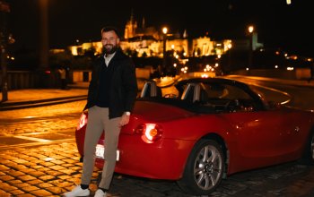 Jízda historickým centrem Prahy v červeném BMW Z4