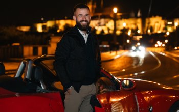 Jízda historickým centrem Prahy v červeném BMW Z4