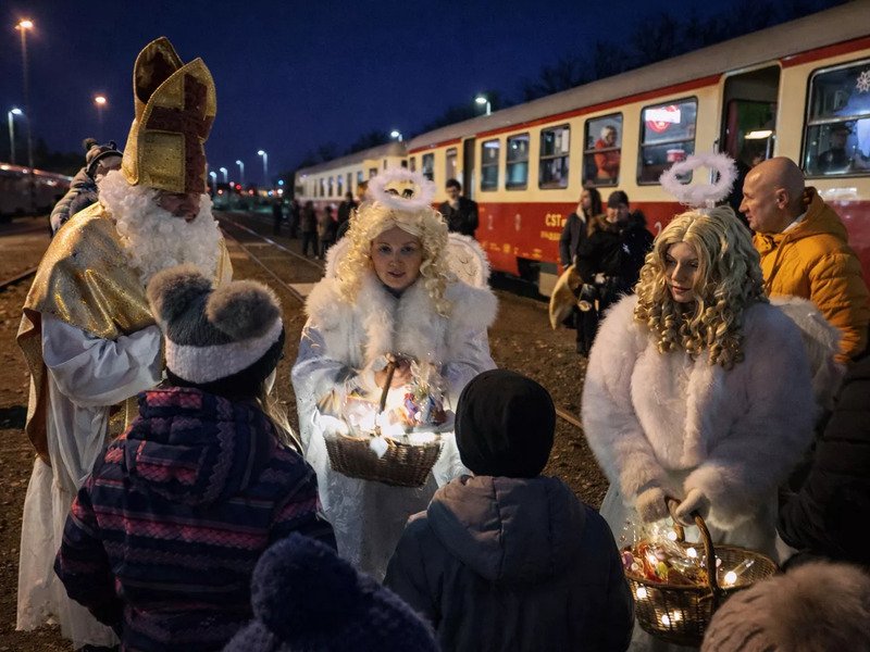Mikulášská jízda zvláštním vlakem z Prahy