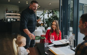 Degustační menu a let vrtulníkem v MG restauraci